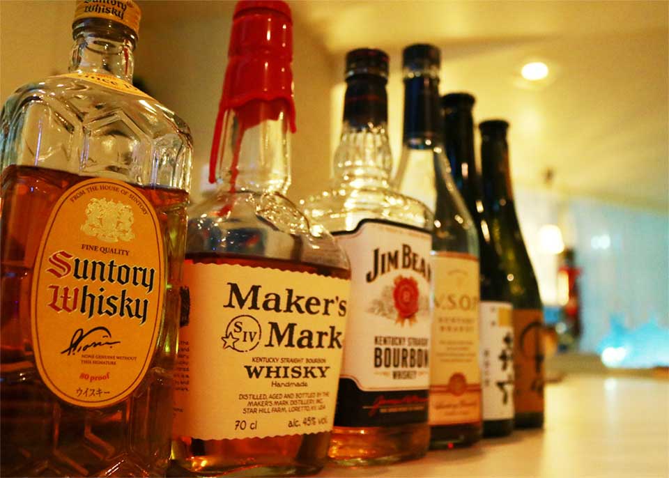 飲み放題 (90分)|バーサロン エスト-Bar Salon est